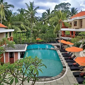 Field 4*, Ubud Indonesien