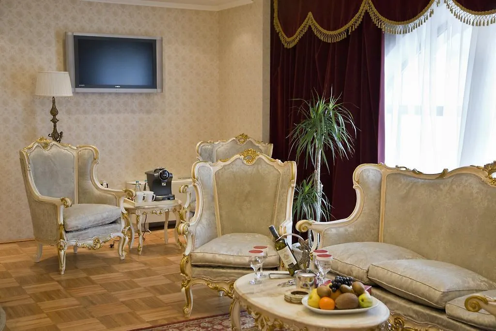 Phoenicia Grand Hotel Bukareszt