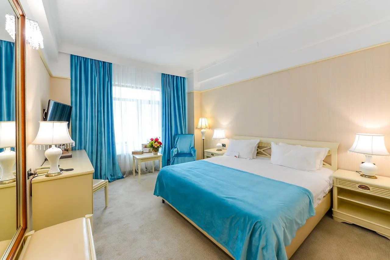 ****  Phoenicia Grand Hotel Bukarest Rumänien